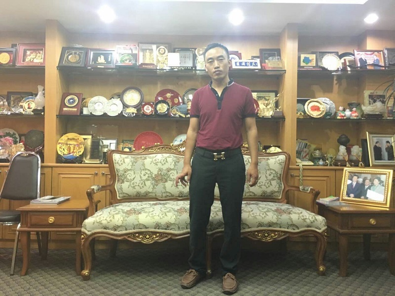 好色先生AVAPP環境董事長